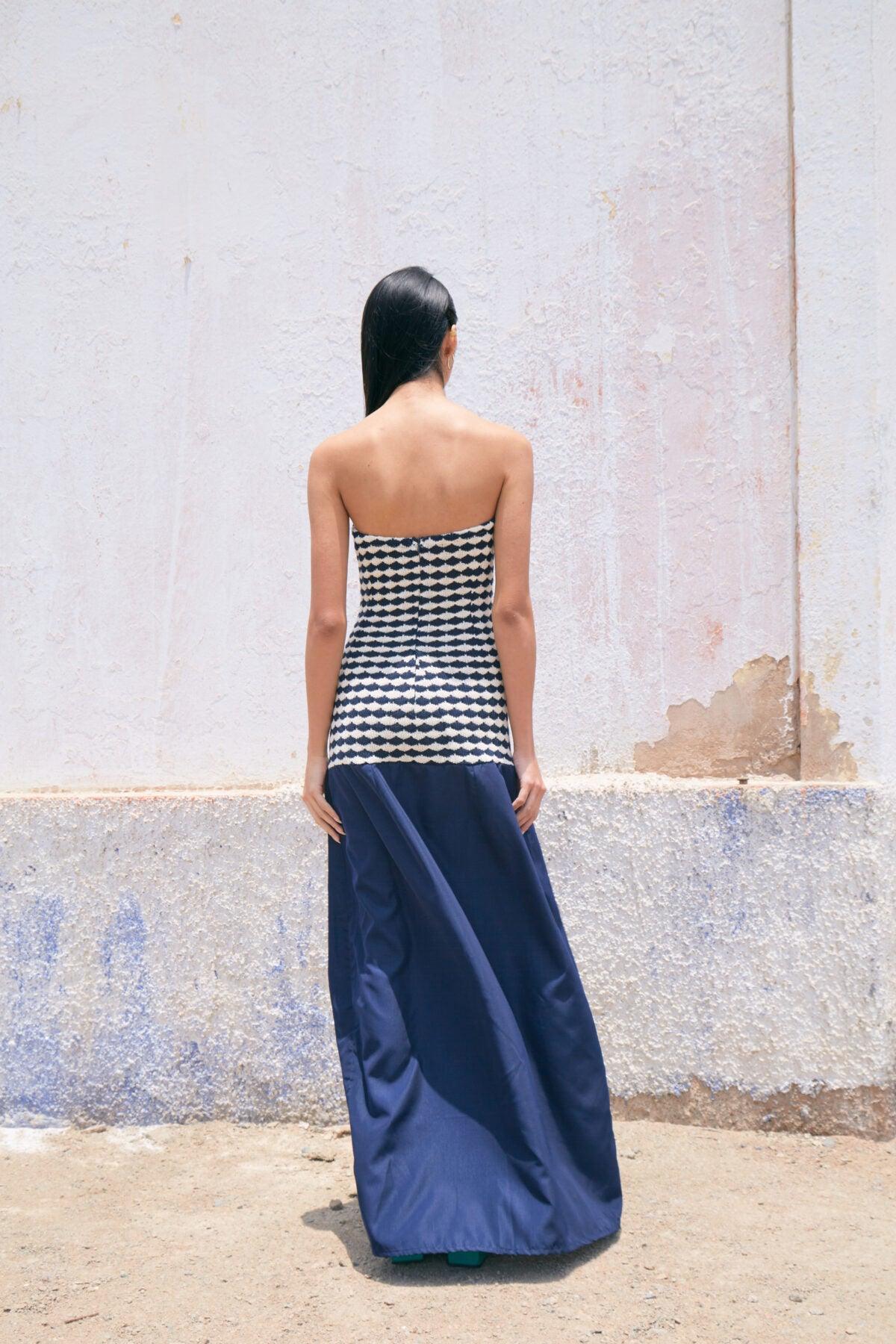Conchita - Navy and White Knitted Dress