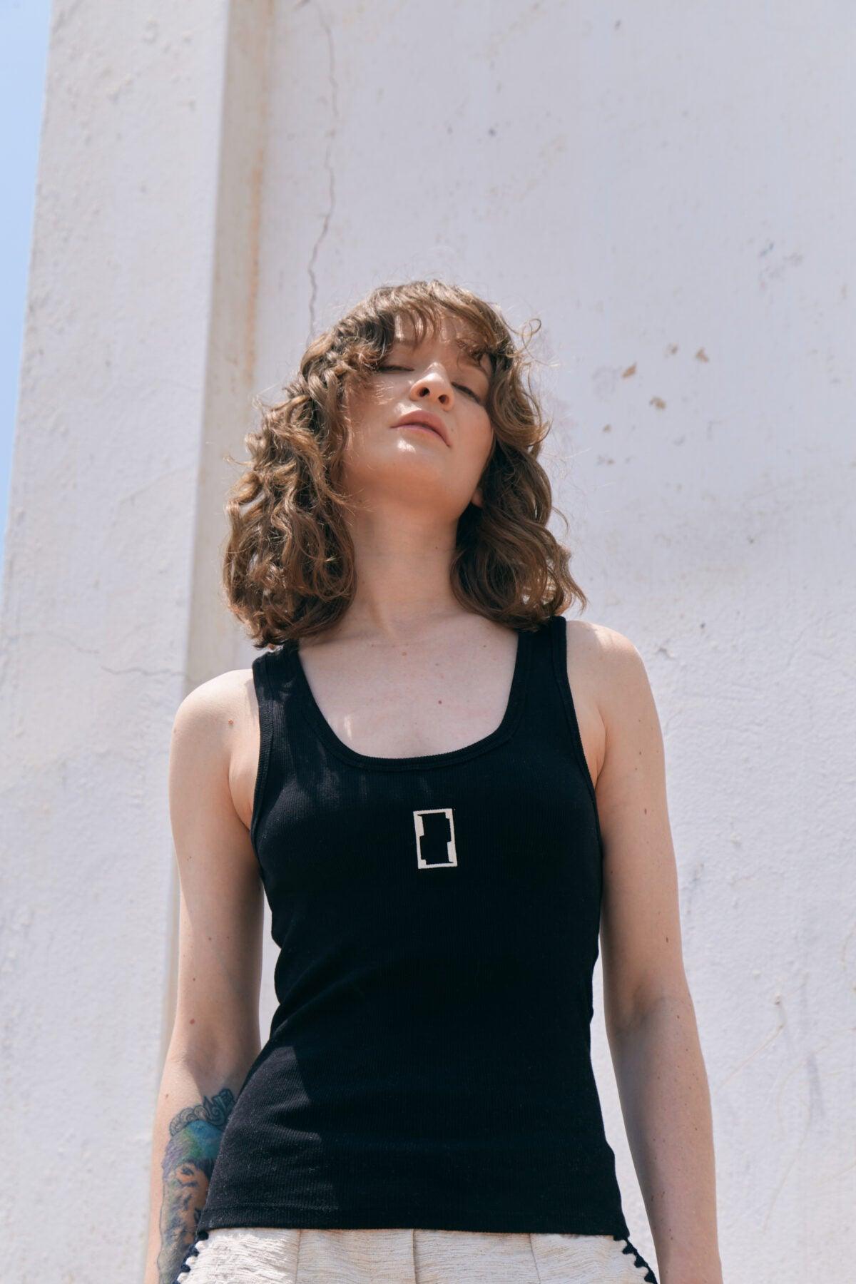 Muna - Black Tank Top