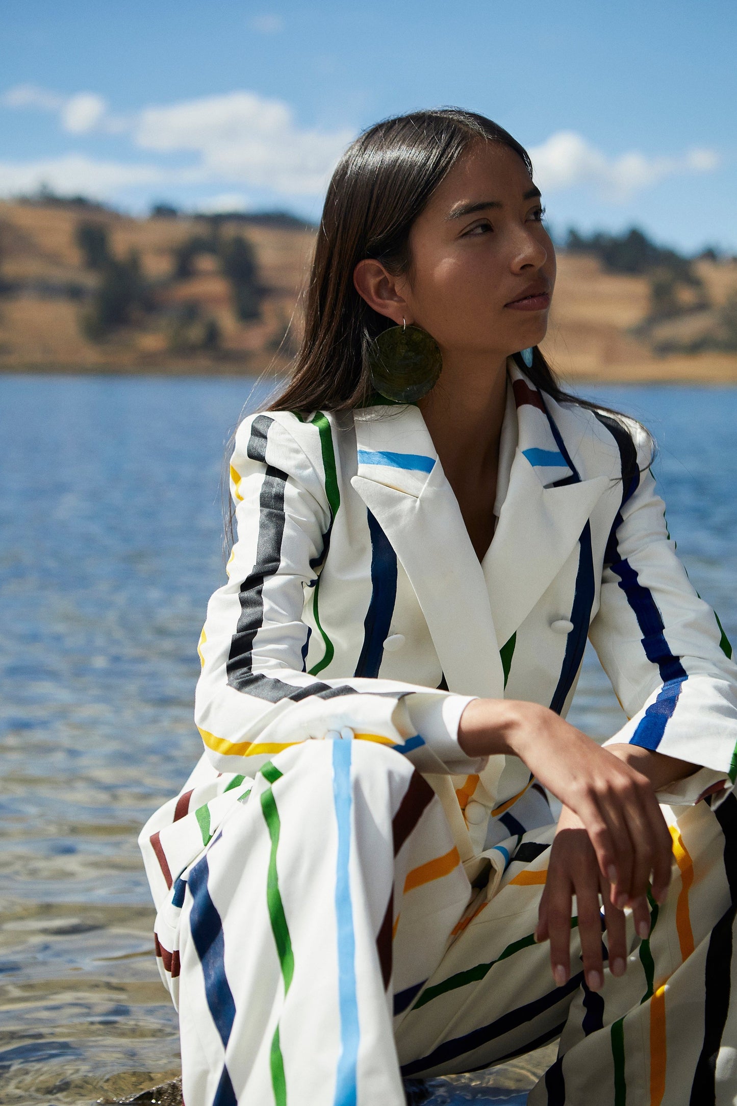 Lliclla - White Blazer