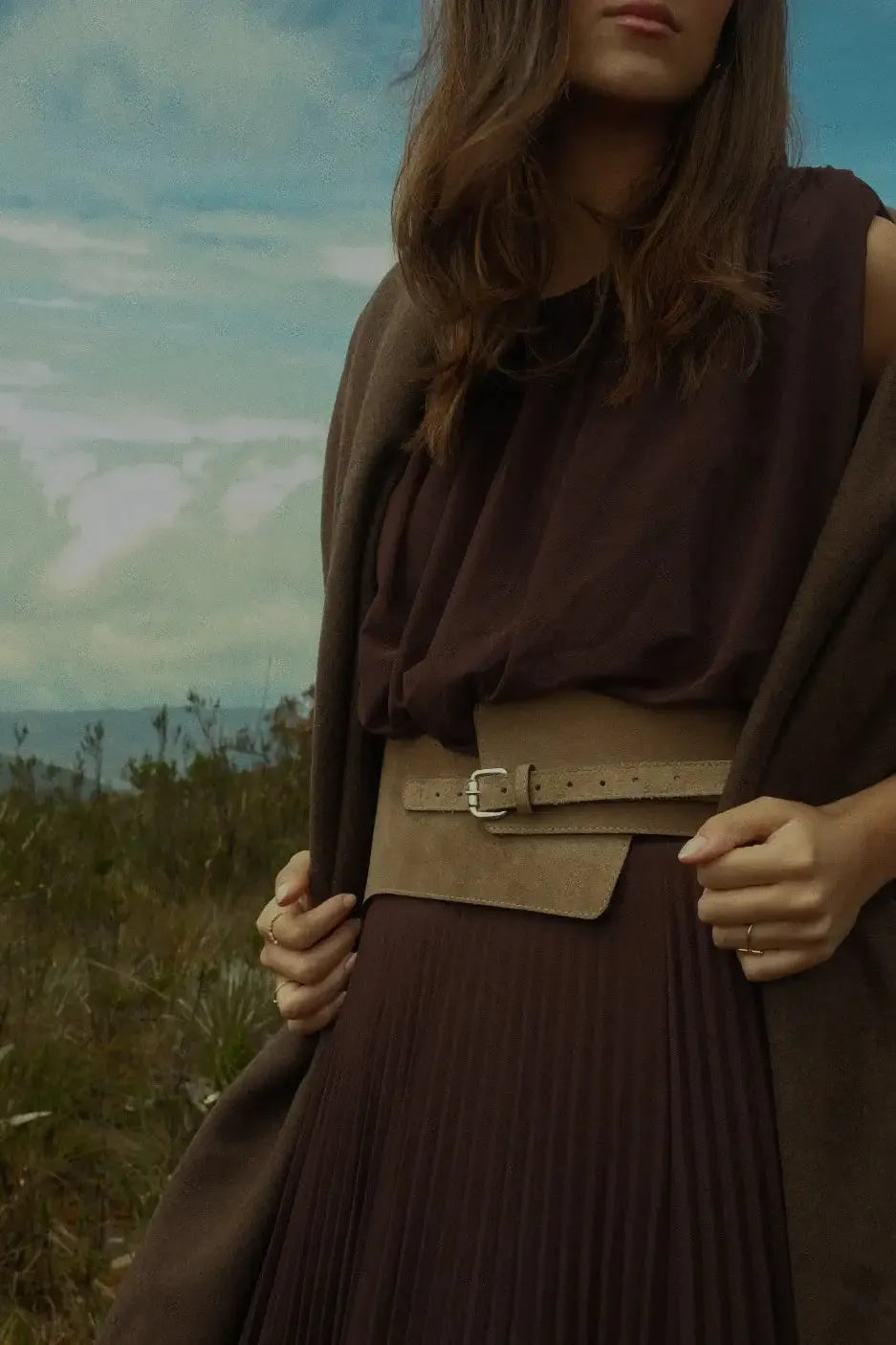 El Relato Almendra - Camel Suede Belt