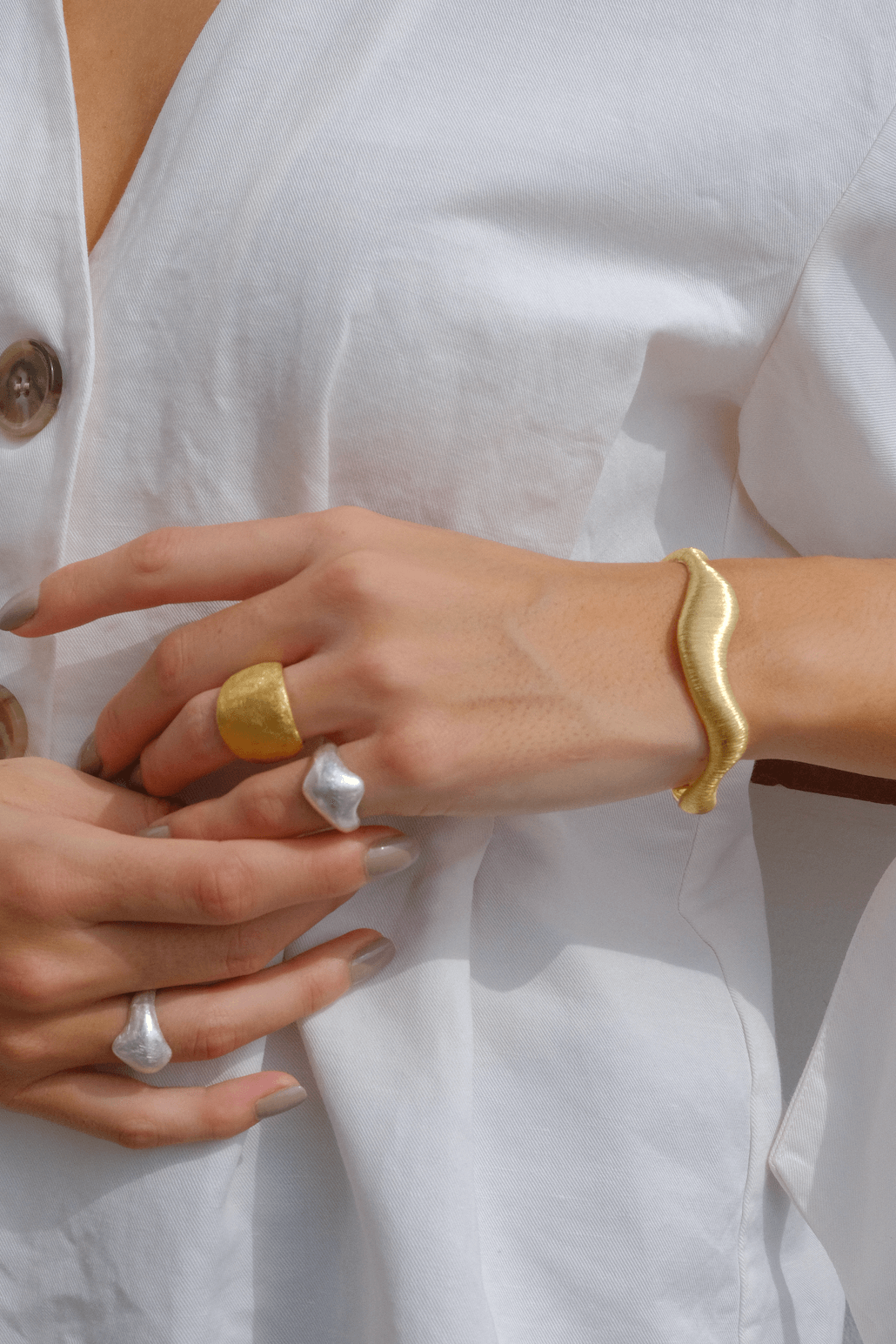 Olas - Golden Bangle