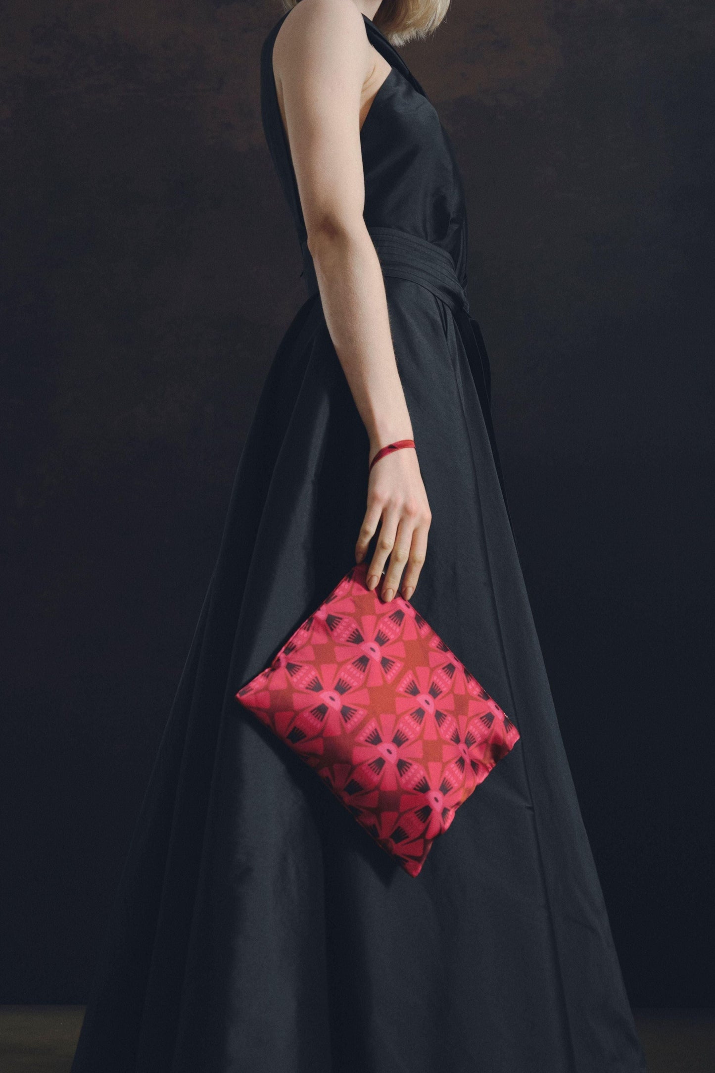 Pelican - Fuchsia Pouch