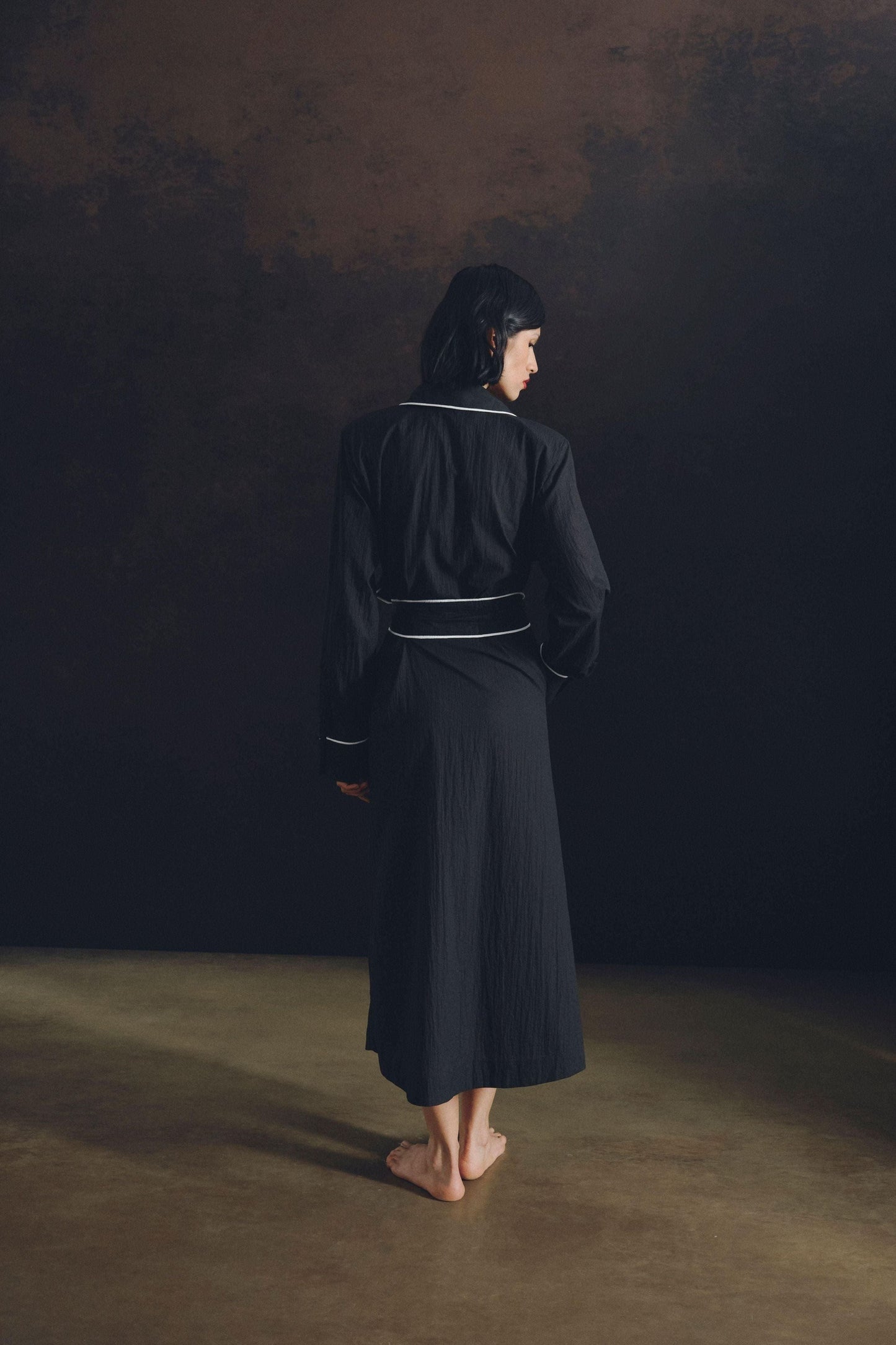 Light - Black Robe