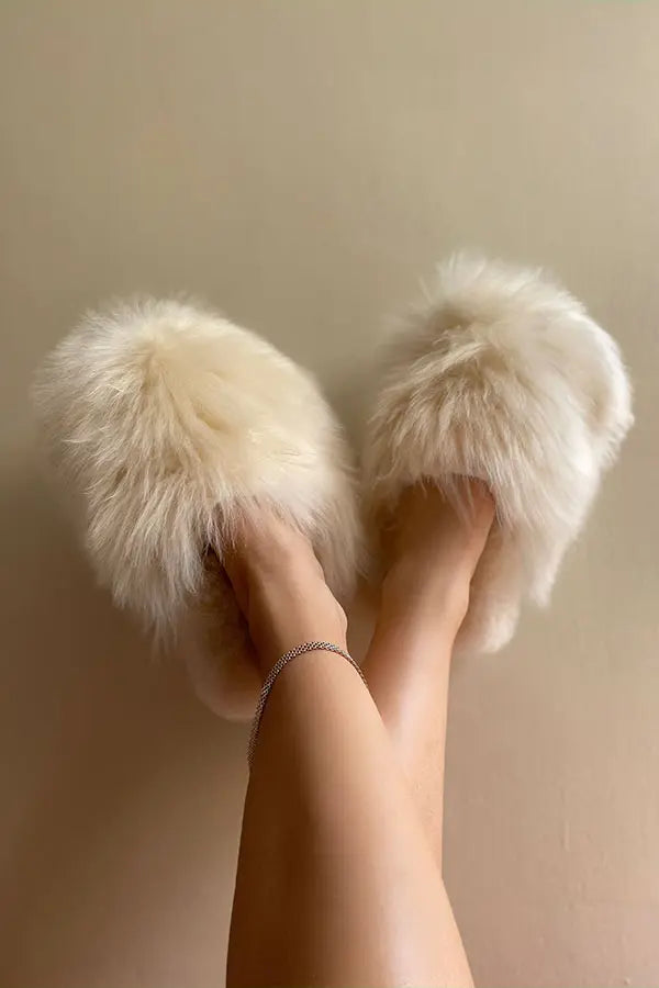 Perlitas - Beige Alpaca Fur Slippers